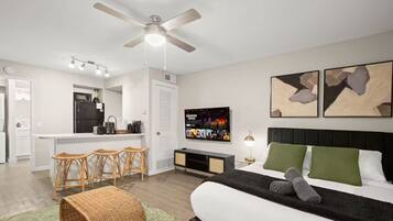 1 bedroom, iron/ironing board, WiFi, bed sheets