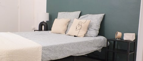 2 chambres, accĂšs Internet, draps fournis