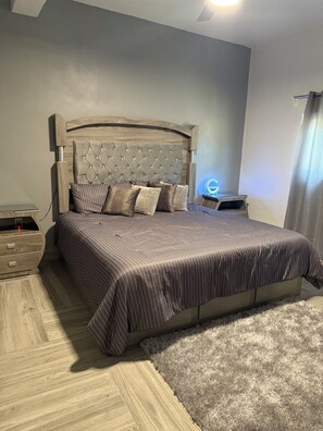 3 Schlafzimmer, Bügeleisen/Bügelbrett, kostenloses WLAN, Bettwäsche