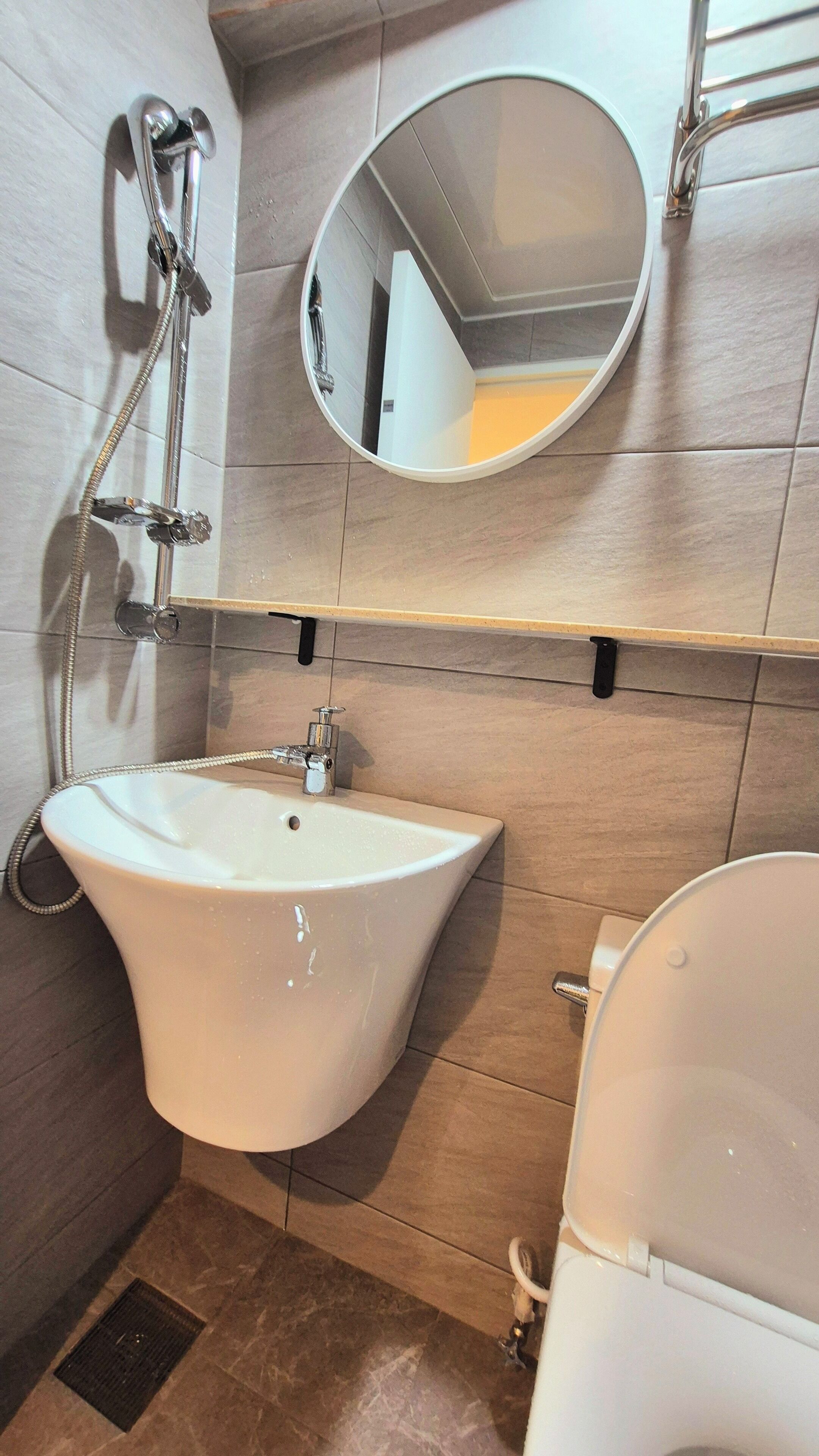 Double or Twin Room, City View | Bathroom