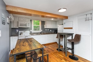 Mikrobølgeovn, ovn, kogeplade