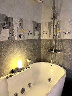 Bañera profunda