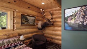 Kabin, Beberapa Tempat Tidur, patio, pemandangan gunung (Little Deschutes Wildlife Lodge) | 3 kamar tidur dan Wi-Fi gratis