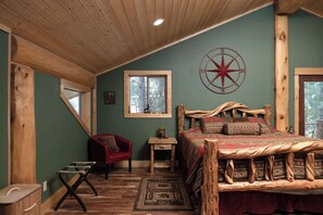 Baita, letti multipli, patio, vista montagna (Little Deschutes Wildlife Lodge) | 3 camere, Wi-Fi gratuito