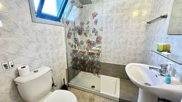 House | 2 bilik tidur, kalis bunyi