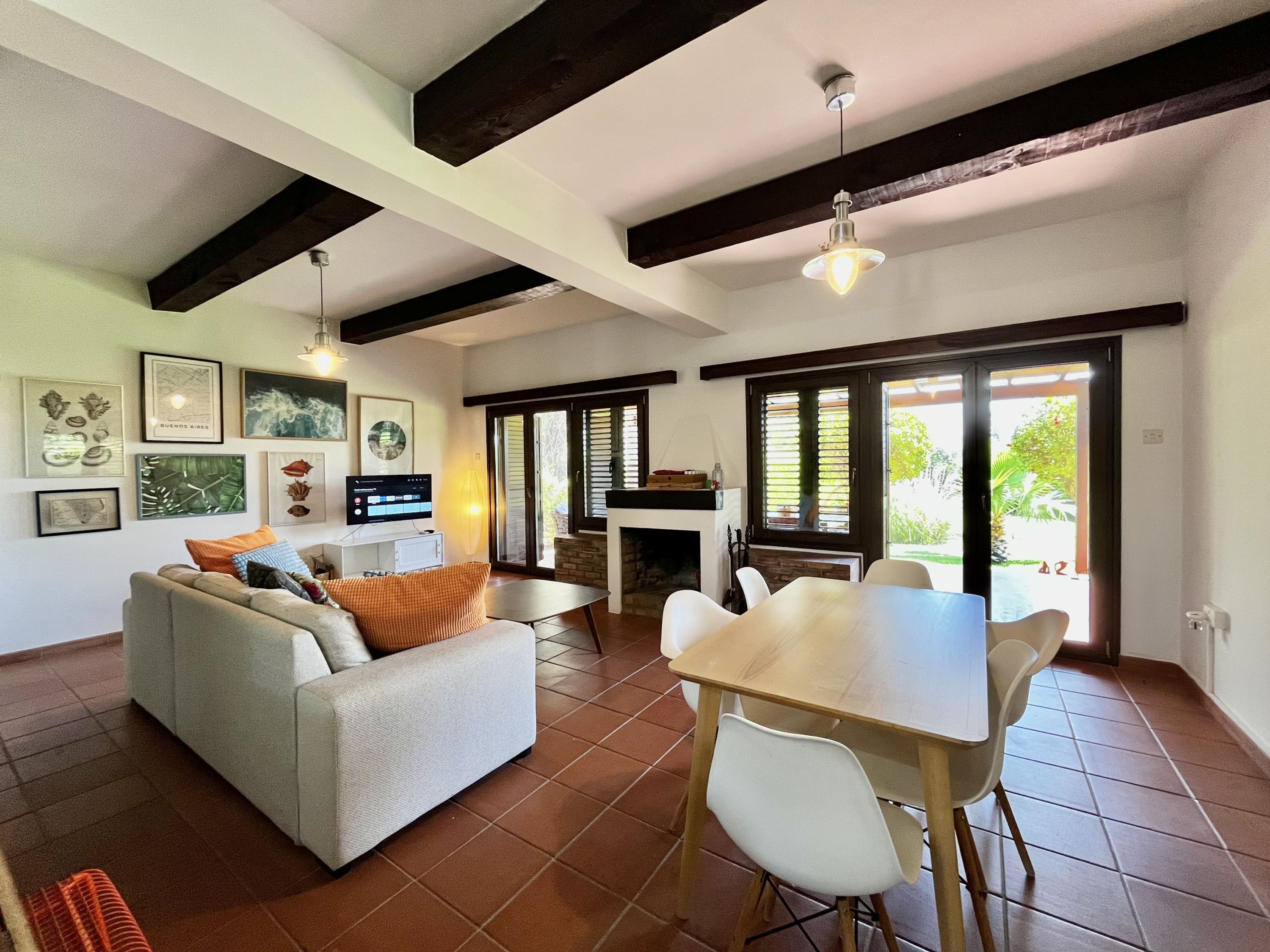 House | 2 bilik tidur 