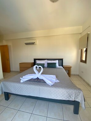 Villa | 4 bedrooms - 121 PEY - Stay Poseidon Villa (Pegeia)