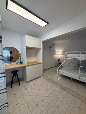 2 bedrooms, Internet, bed sheets