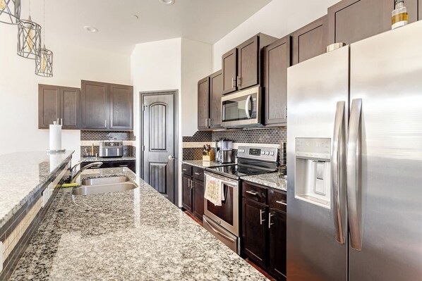 Microwave, oven, stovetop, dishwasher