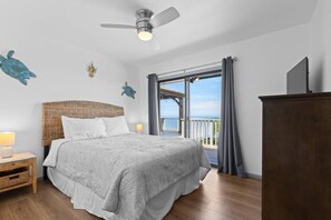 4 bedrooms, iron/ironing board, travel crib, free WiFi