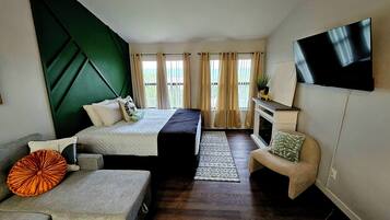 1 bedroom, iron/ironing board, WiFi, bed sheets