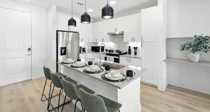 Grayson 12095 Luxury Living DT Fort Worth 2B2B