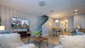Townhouse, Beberapa Tempat Tidur, akses ke kolam renang (Disney Days & Poolside Nights) | Area keluarga