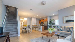 Townhouse, Beberapa Tempat Tidur, akses ke kolam renang (Disney Days & Poolside Nights) | Area keluarga