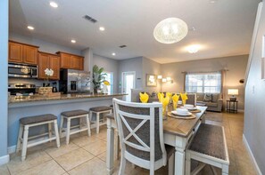 Resortwoning, Meerdere bedden, toegang tot zwembad (Disney Days & Poolside Nights) | Dineren