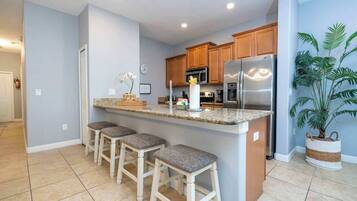 Townhome, Multiple Beds, Pool Access, Pool View (Disney Days & Poolside Nights) | Private kitchen | Fridge, microwave, oven, stovetop