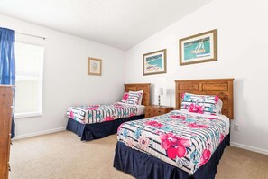 Ferienhaus, Mehrere Betten, Poolzugang, Poolblick (The Hampton Lakes Villa) | 4 Schlafzimmer, kostenloses WLAN