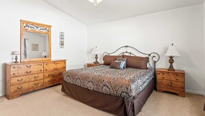Unclassified image, 3 of 36, button - The Hampton Lakes Villa 11ppl (Davenport)