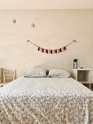 6 chambres, fer et planche à repasser, Wi-Fi, literie fournie