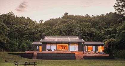 Lakefront Luxury at Okere Falls Lake Rotoiti