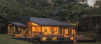 Lakefront Luxury at Okere Falls Lake Rotoiti