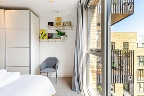 1 bedroom, iron/ironing board, Internet