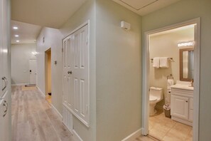 Hair dryer, towels, soap, shampoo - A Warm Family home in Diamond Bar CA (Diamond Bar)