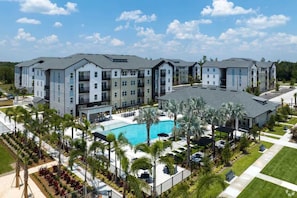Exterior - King Apt w/Pool View & Gym Pet Friendly Near Parks (Kissimmee)