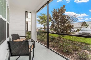 Terrace/patio - Close to Universal King Suite, Pet-Friendly Stay (Orlando)