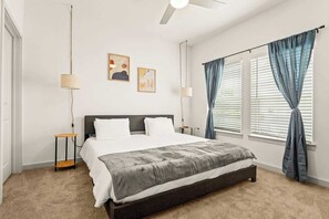 Serene Bedroom: Your Cozy Retreat