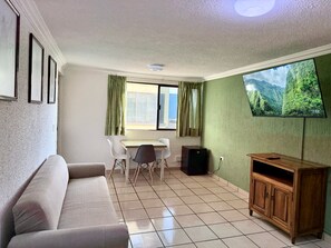 Interior - Piso Centrico al Bordo del Rio (Morelia)