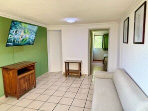 클래식 아파트, 강 전망 | 거실 공간