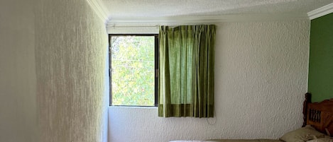 Classic Apartment, River View | Free WiFi