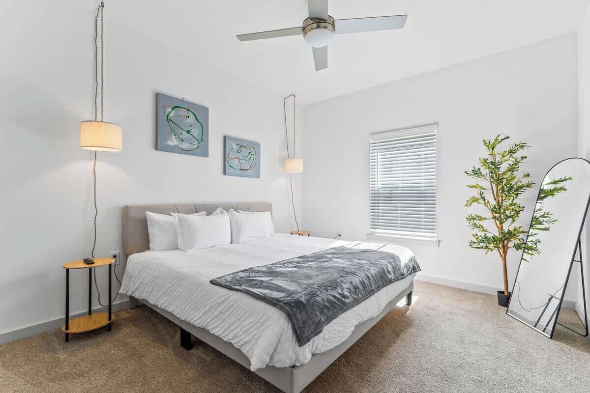1 bedroom, iron/ironing board, travel crib, WiFi