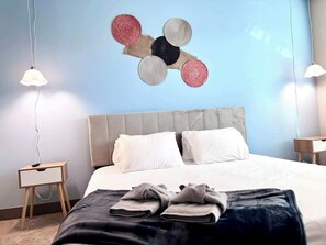 1 soverom, strykejern/-brett, reiseseng for barn og wi-fi