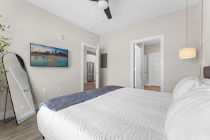 2 bedrooms, iron/ironing board, travel cot, WiFi