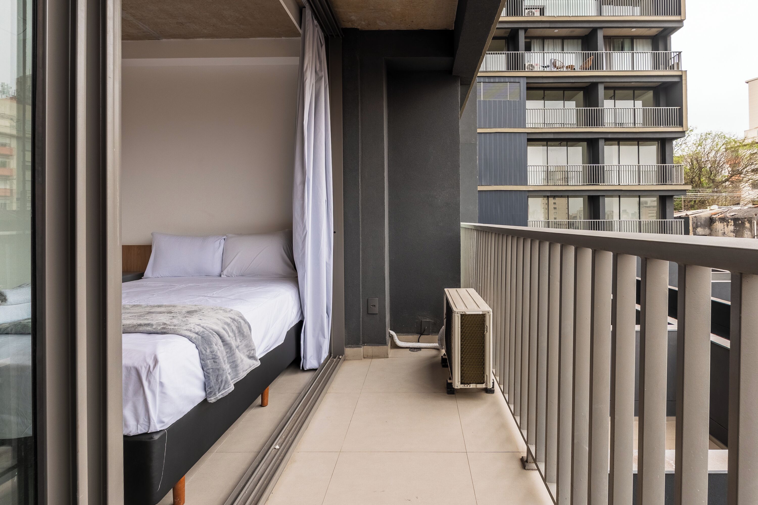 Studio Deluxe | Truy cập Internet không dây miễn phí 