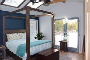 6 bedrooms, iron/ironing board, WiFi, bed sheets - Beautiful Hamptons House (Hampton Bays)