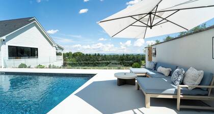 Mountain Valley Luxury with Pool and Hot Tub