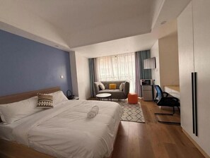 3 bedrooms, bed sheets - Laurell Hills suites #3 (Nairobi)