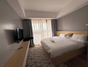 3 bedrooms, bed sheets - Laurell Hills suites #6 (Nairobi)