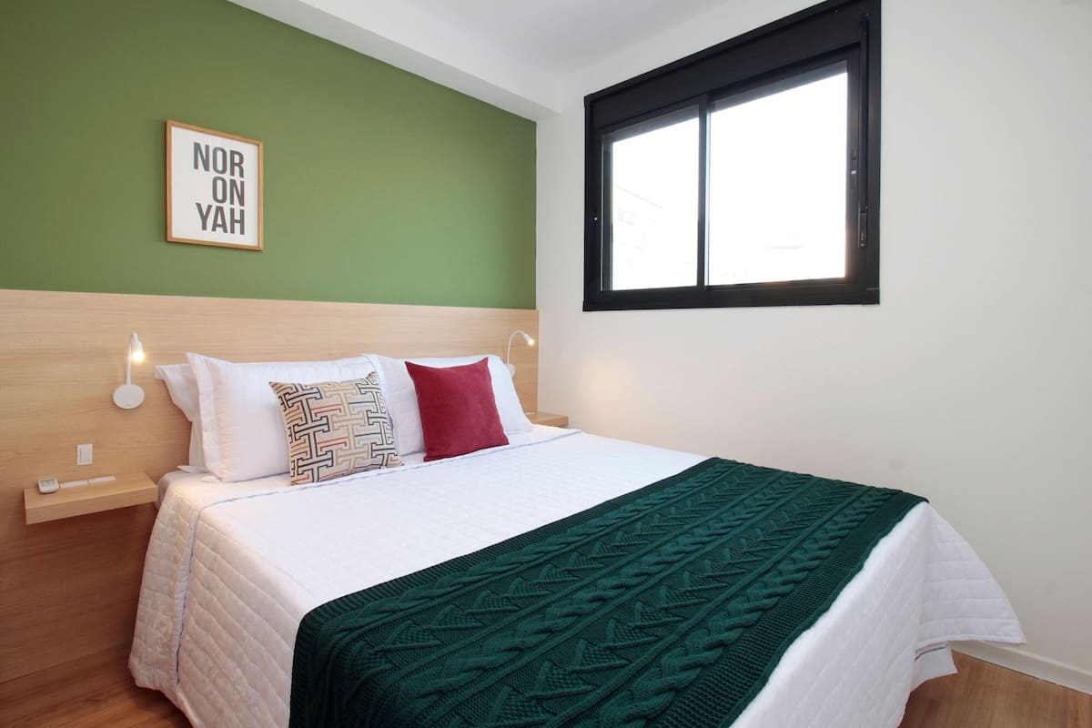 Comfort Apartment | Laptop workspace, blackout drapes, iron/ironing board, free WiFi