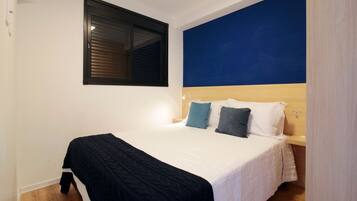 Comfort-Apartment | Laptopgeeigneter Arbeitsplatz, Verdunkelungsvorhänge