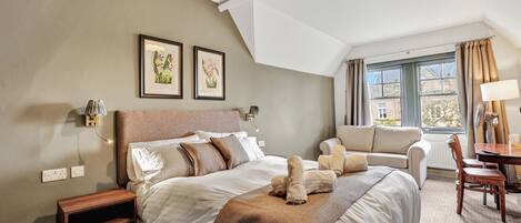 Suite Standard, salle de bains attenante (2 Adults & 2 Children )