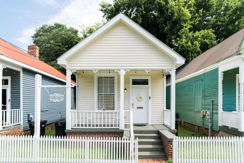 Sun cottage near downtown