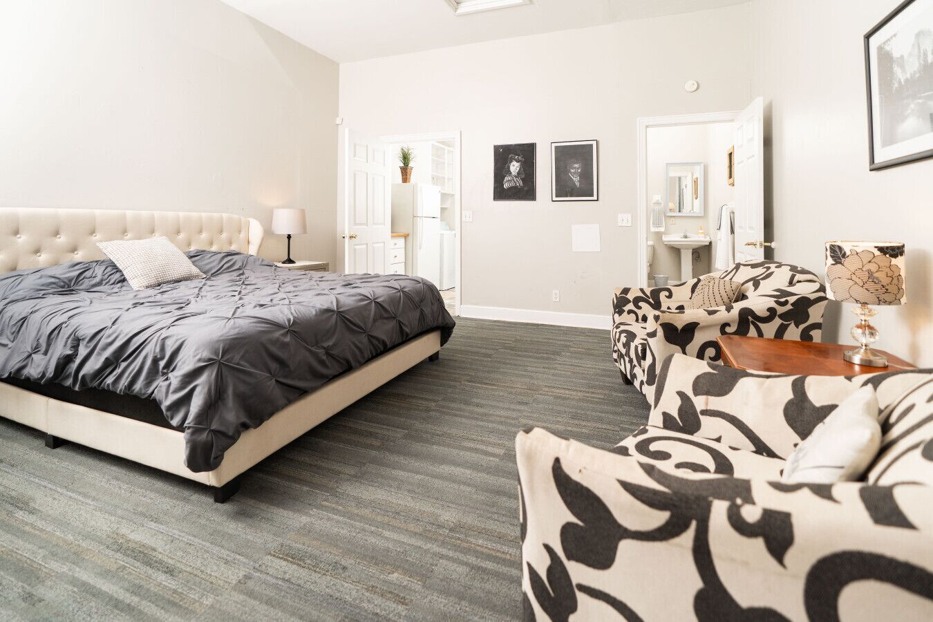 1 dormitori, planxa i posts de planxar i wifi gratuïta 