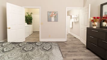 1 bedroom, iron/ironing board, free WiFi, bed sheets