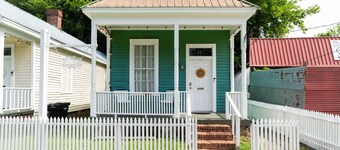 Apple cottage near downtown