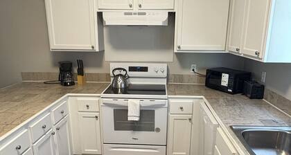 Magnolia Bungalow near the park in Midtown