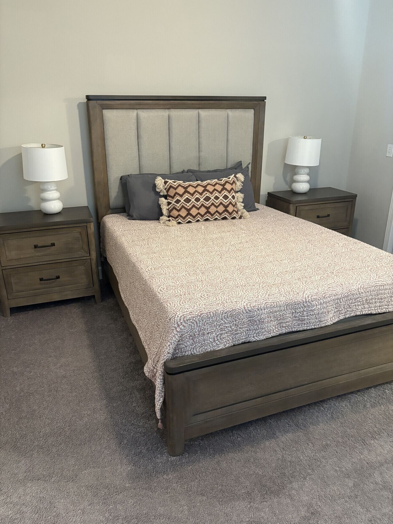 2 habitaciones, tabla de planchar con plancha y wifi gratis 